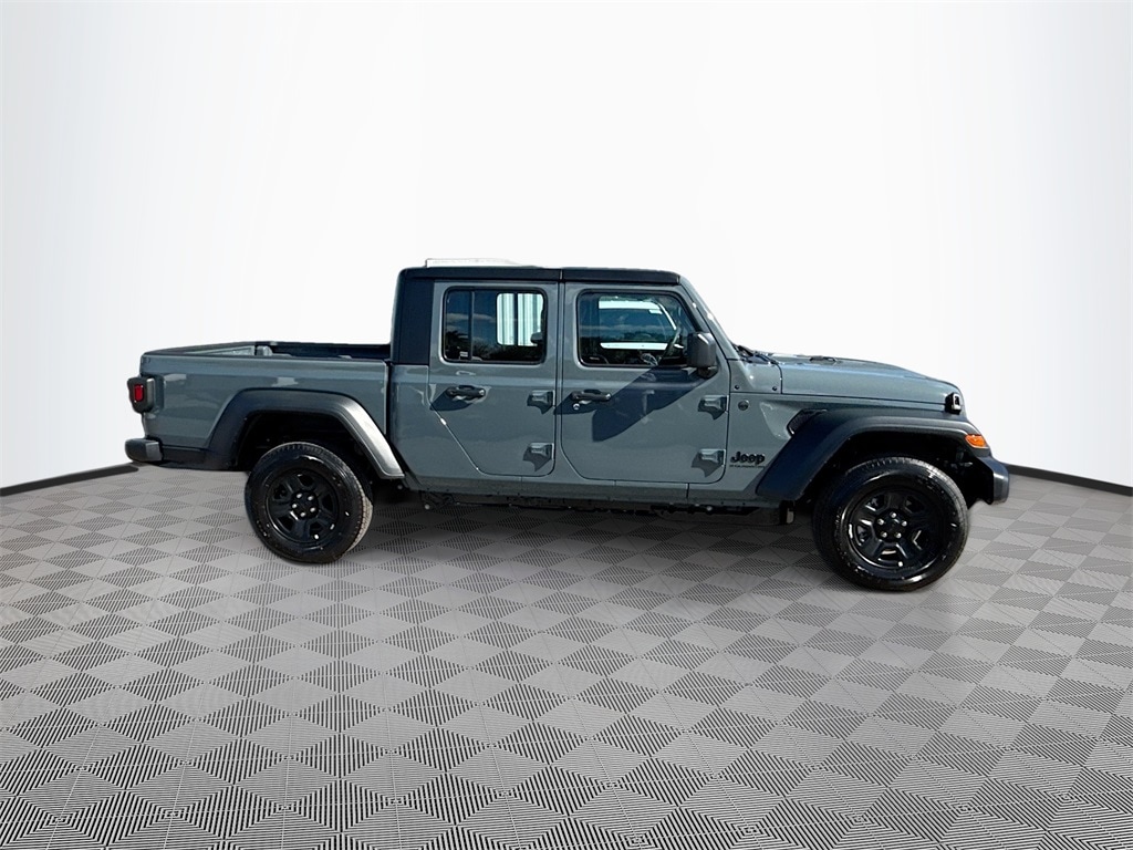 New 2026 Jeep Gladiator SPORT 4X4 Pickup
