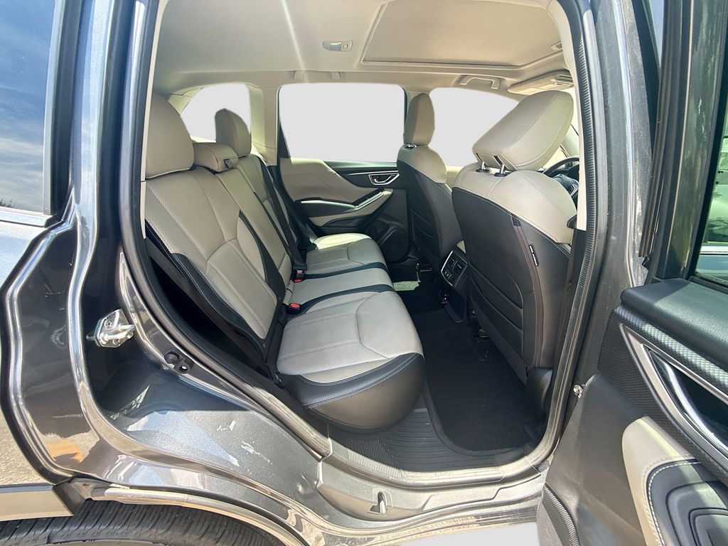 2022 Subaru Forester Limited - Photo 31