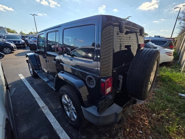 2016 Jeep Wrangler Unlimited Sahara photo 3