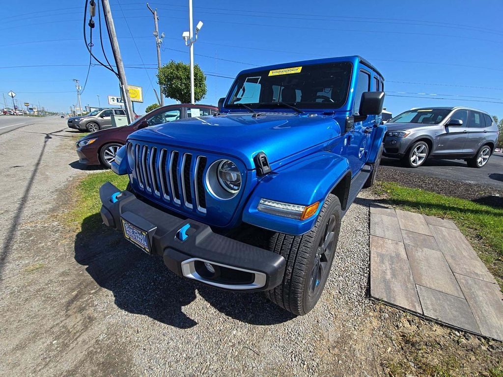 2022 Jeep Wrangler Sahara 4XE's photo
