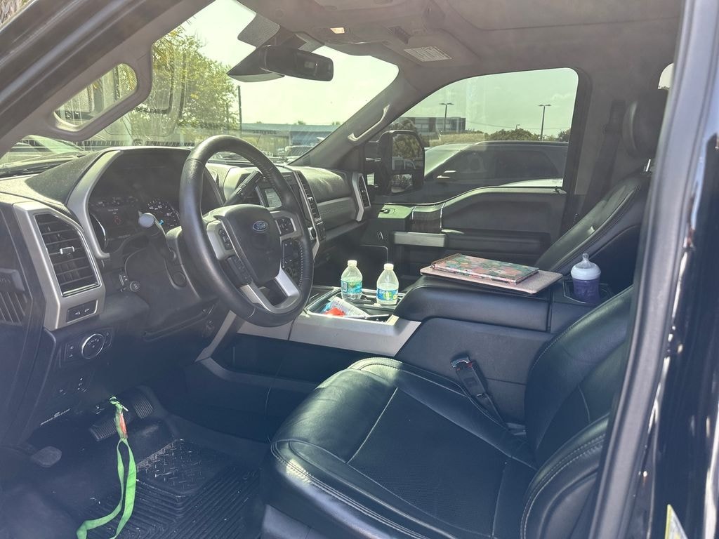 Used 2019 Ford F-250SD Lariat Truck