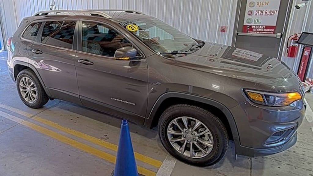 Used 2021 Jeep Cherokee Latitude Lux SUV