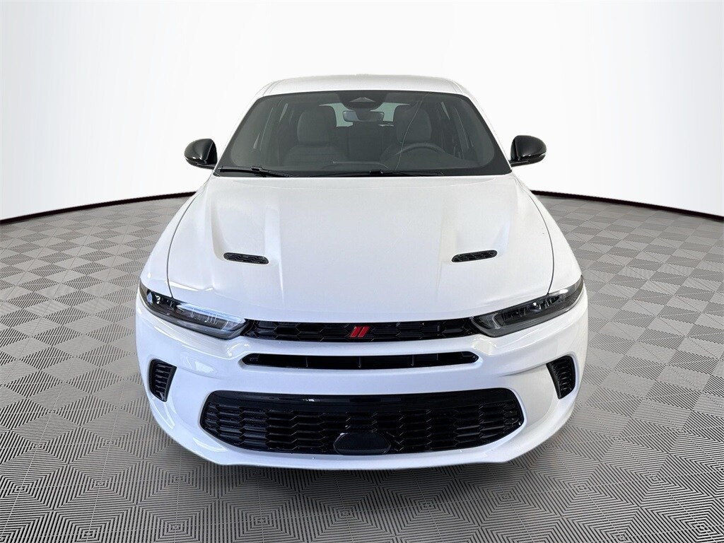 2025 Dodge Hornet R/T photo 2