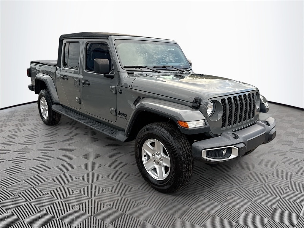 Used 2022 Jeep Gladiator Sport Truck