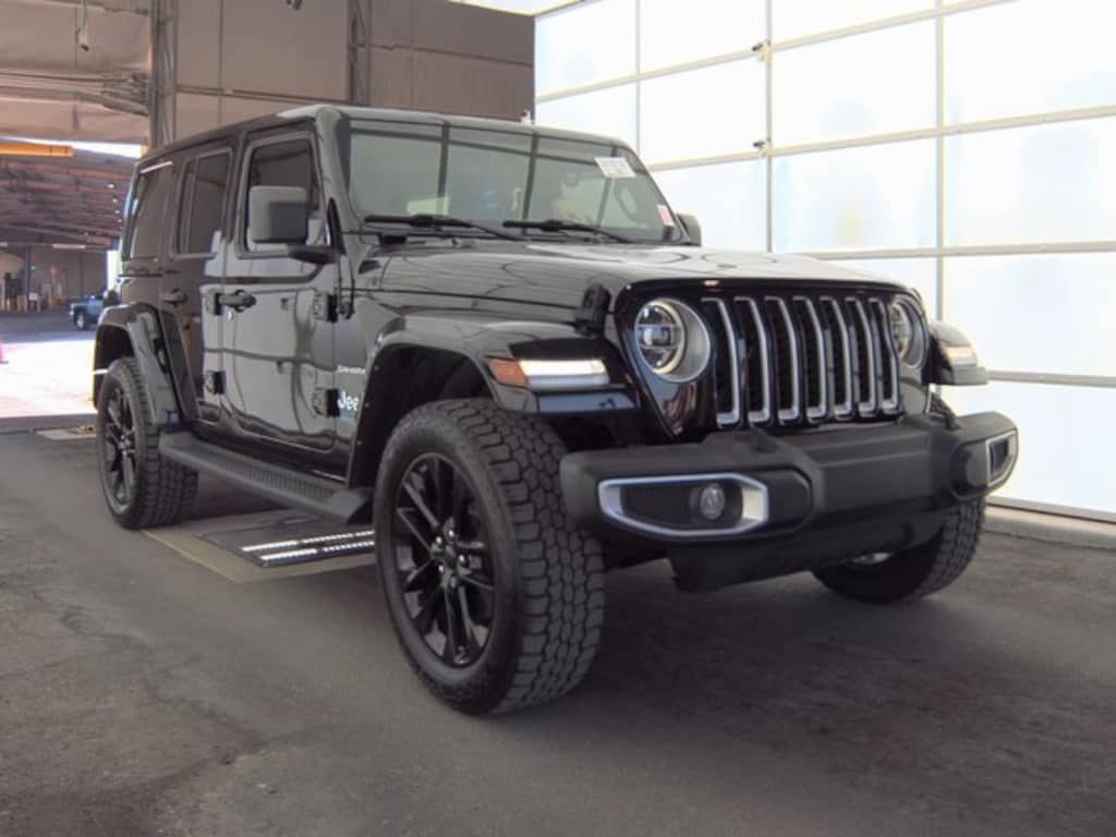 Used 2021 Jeep Wrangler SUV