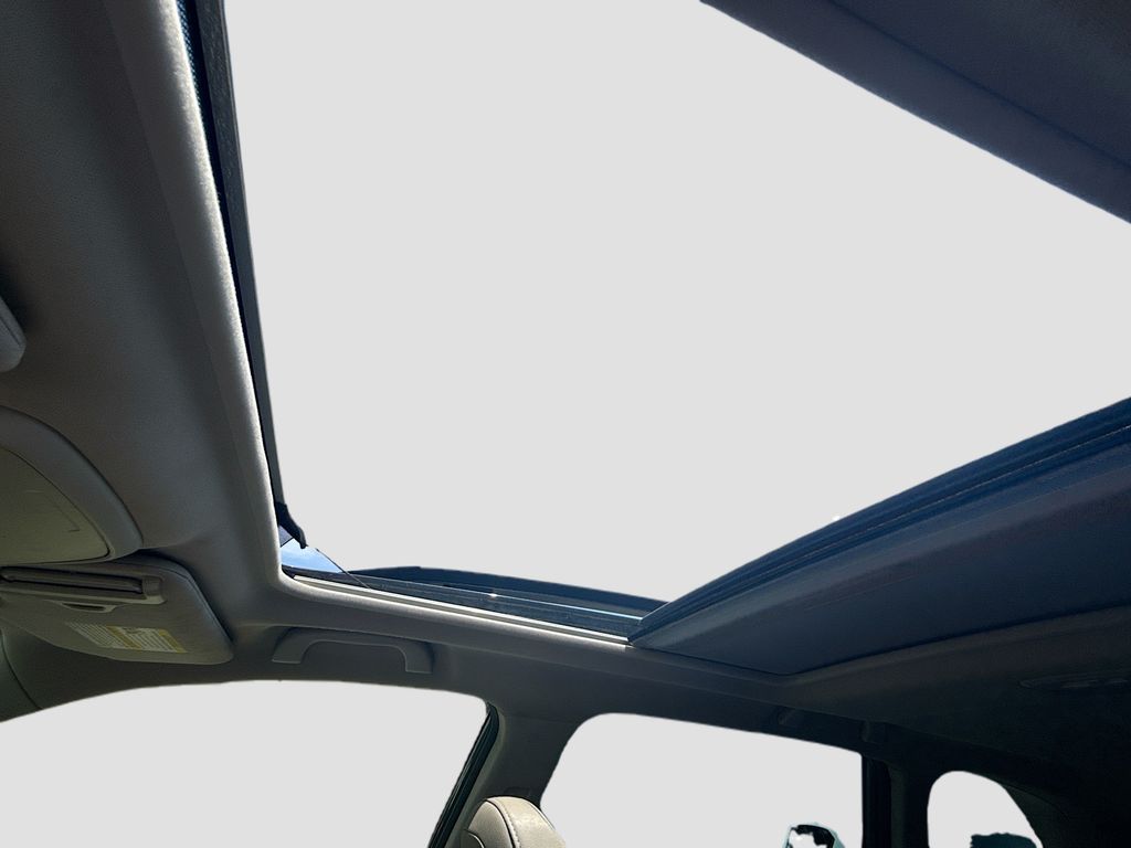 2022 Subaru Forester Limited - Photo 24