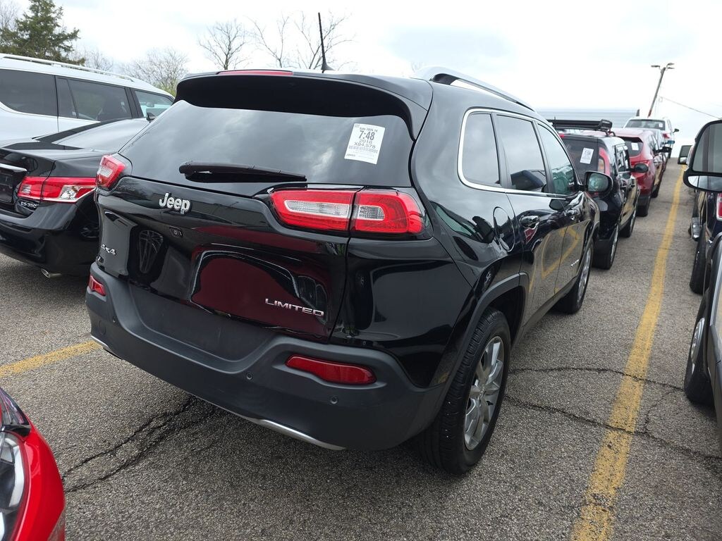 Used 2018 Jeep Cherokee Limited SUV