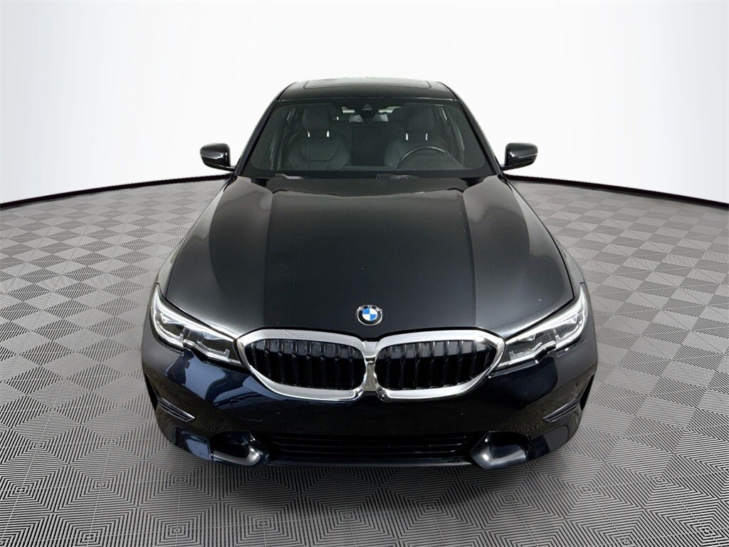 2021 Bmw 330i photo 2