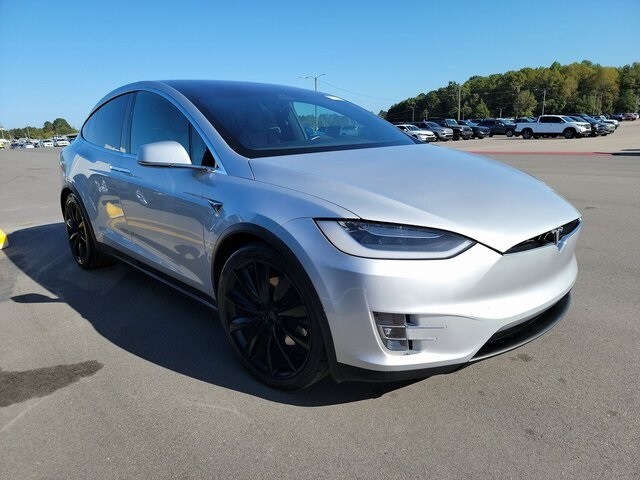 2017 Tesla Model X 75D photo 3