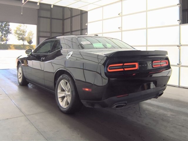 2023 Dodge Challenger SXT photo 4