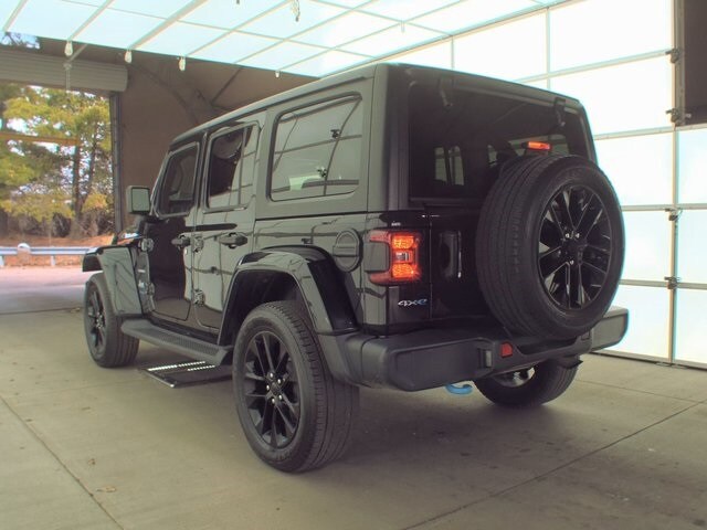 2022 Jeep Wrangler Unlimited Sahara 4xe photo 4