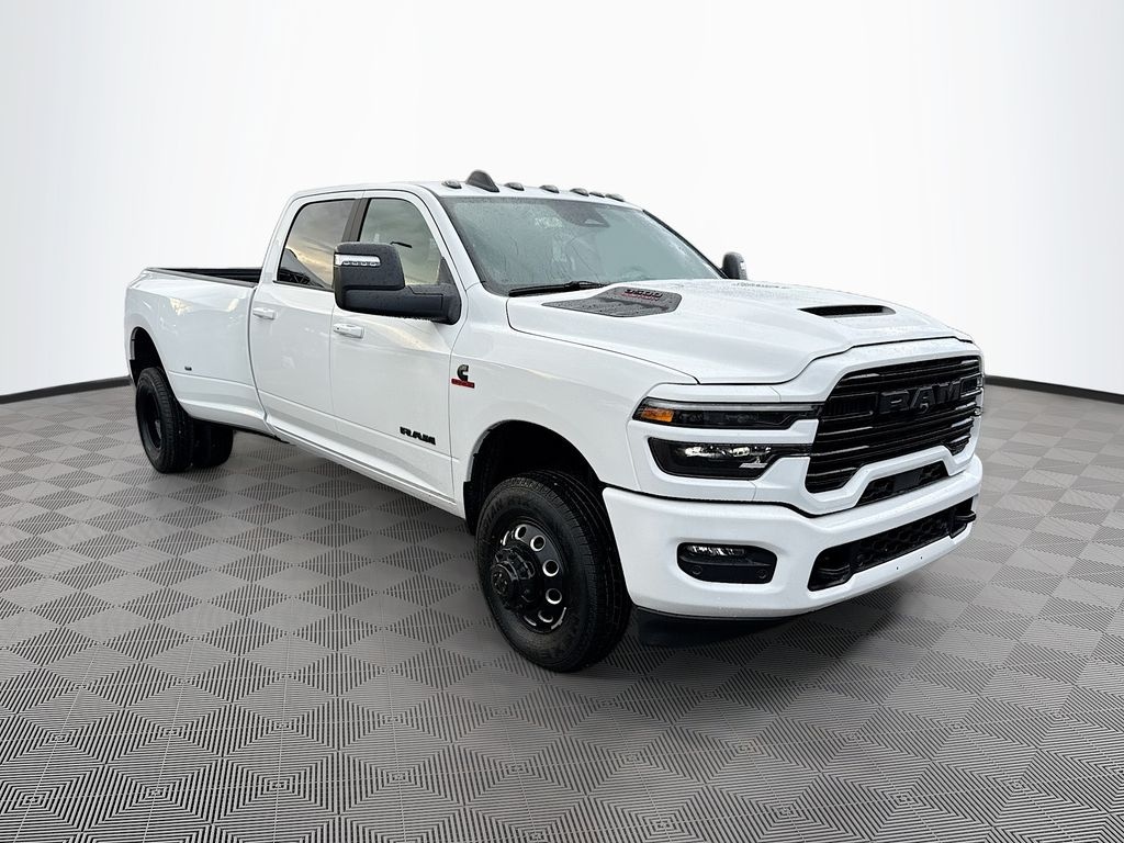 New 2026 Ram 3500 LARAMIE CREW CAB 4X4 8' BOX Pickup