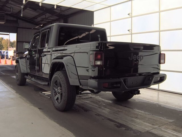 2021 Jeep Gladiator Sport photo 4