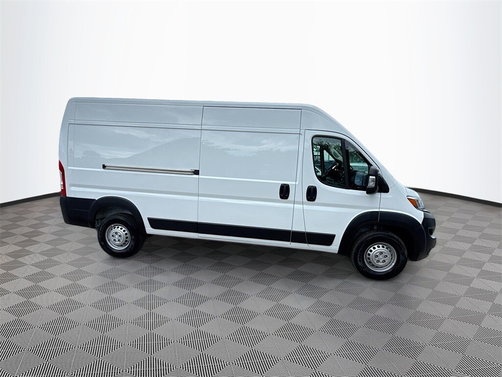 2026 Ram ProMaster 2500 photo 2