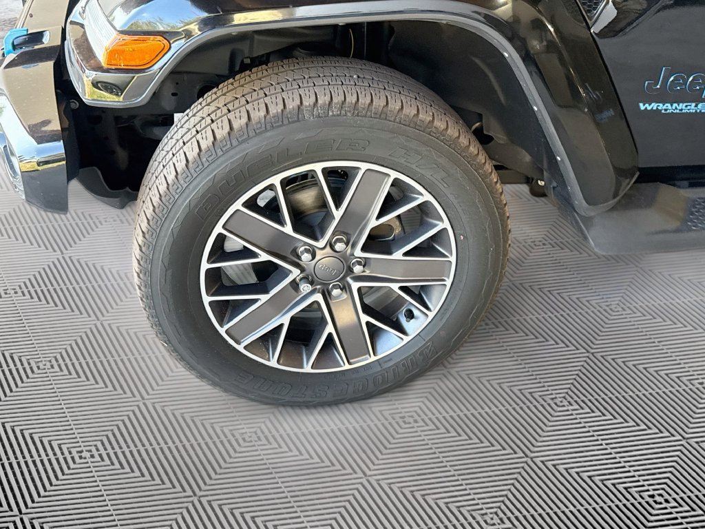 2022 Jeep Wrangler Unlimited High Altitude 4XE - Photo 31
