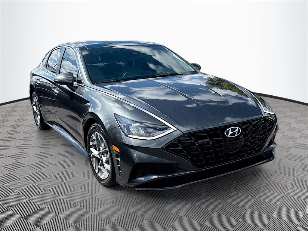 2022 Hyundai Sonata SEL photo 3