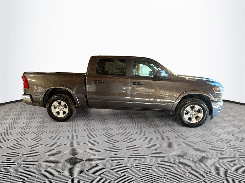 New 2026 Ram 1500 BIG HORN CREW CAB 4X2 5'7 BOX Pickup