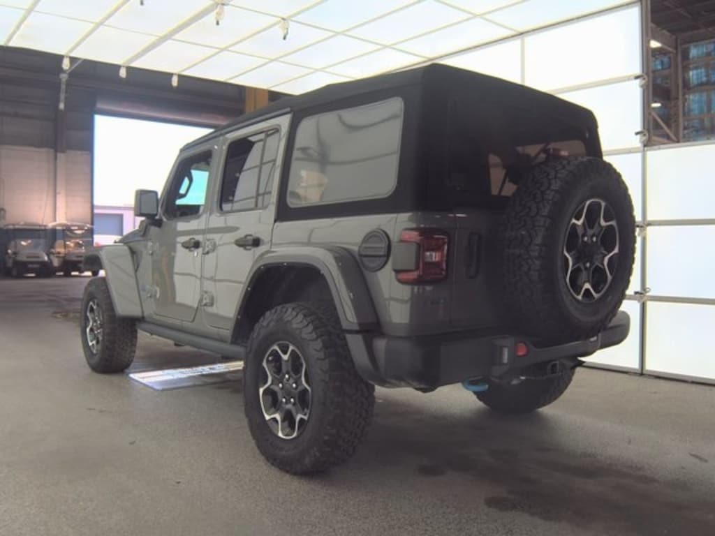 Used 2023 Jeep Wrangler SUV