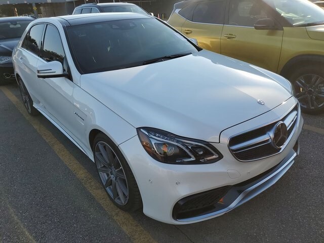 2015 Mercedes Benz E 63 AMG Sedan photo 3