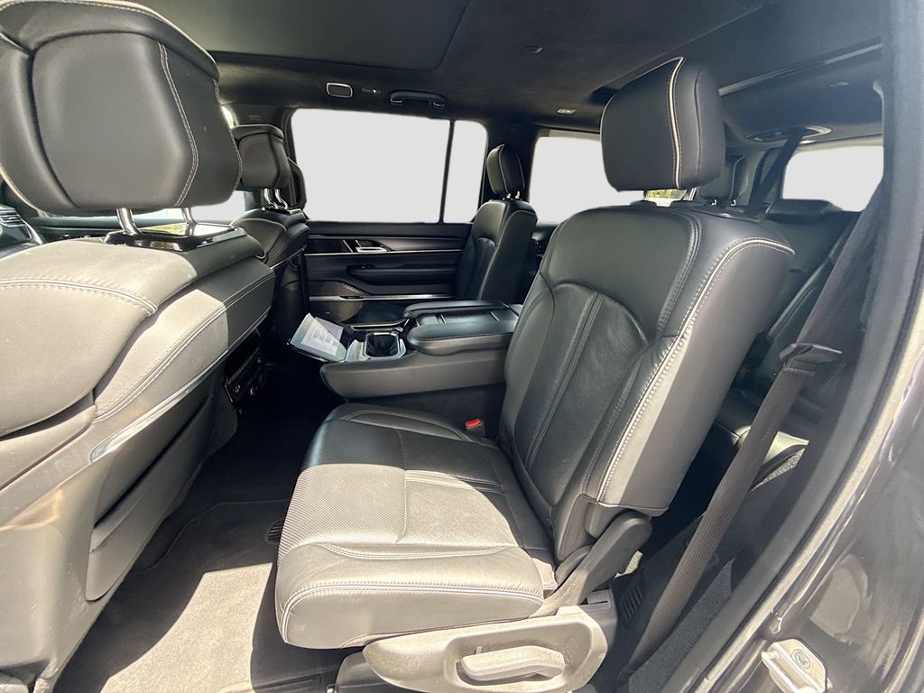 2024 Jeep Grand Wagoneer Series II - Photo 26
