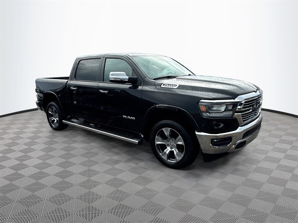 2022 Ram 1500 Laramie photo 3