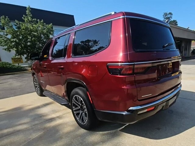 2022 Jeep Wagoneer Series III photo 3