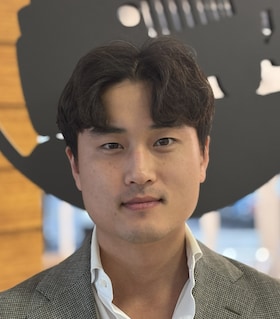 Staff member Dan Shin from ID_8244da