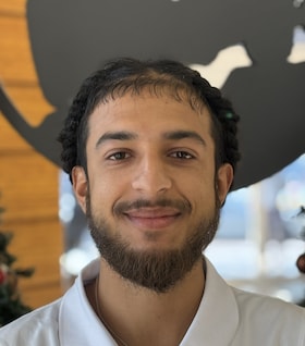 Staff member Chris Clavijo from ID_2bd3b0