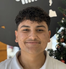 Staff member Marlon Bouza from ID_2bd3b0