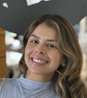 Staff member Maria Bedoya from ID_2bd3b0