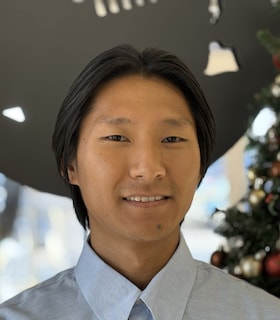 Staff member Anton Pak from ID_2bd3b0