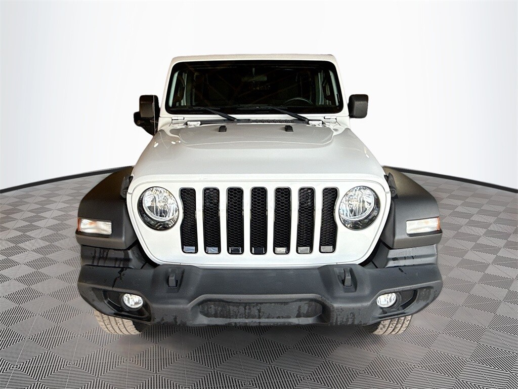 2021 Jeep Wrangler Unlimited Sport Altitude photo 2