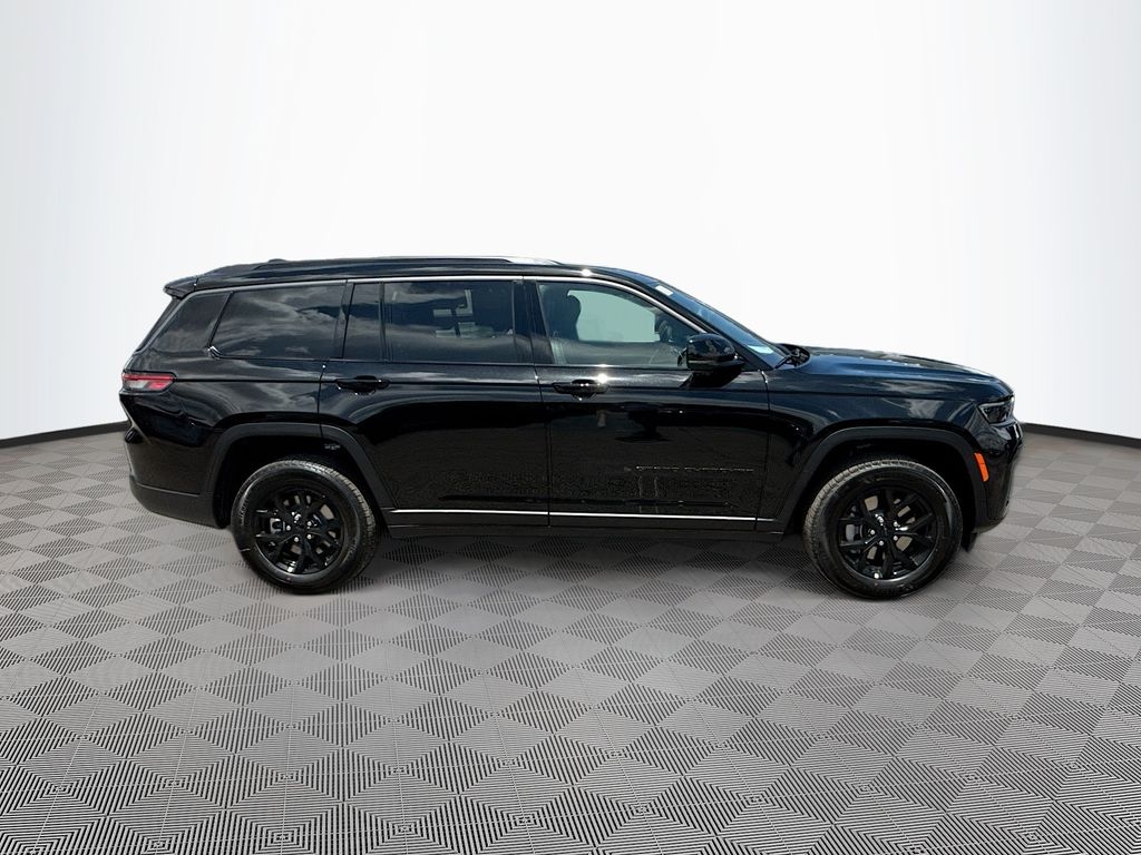 New 2026 Jeep Grand Cherokee L LAREDO ALTITUDE 4X2 Sport Utility
