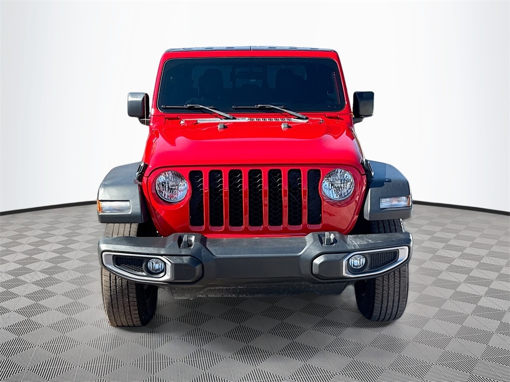 Used 2023 Jeep Gladiator Sport Truck