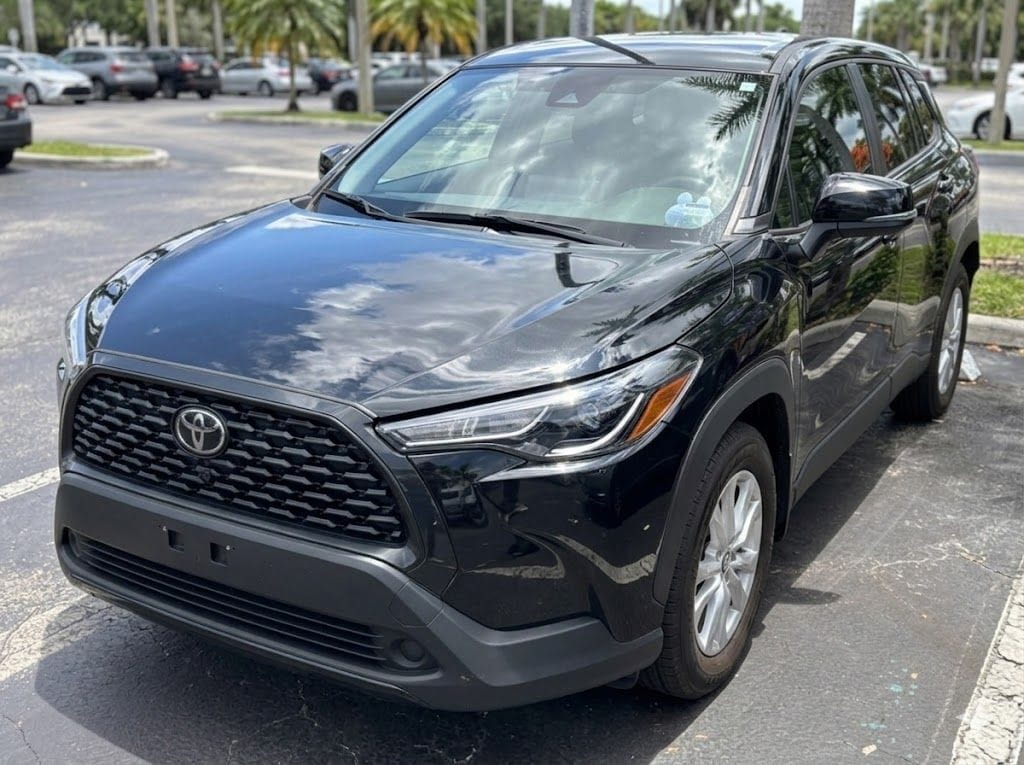 Used 2024 Toyota Corolla Cross LE SUV