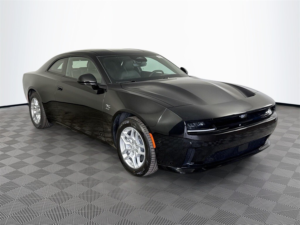 2025 Dodge Charger R/T photo 3