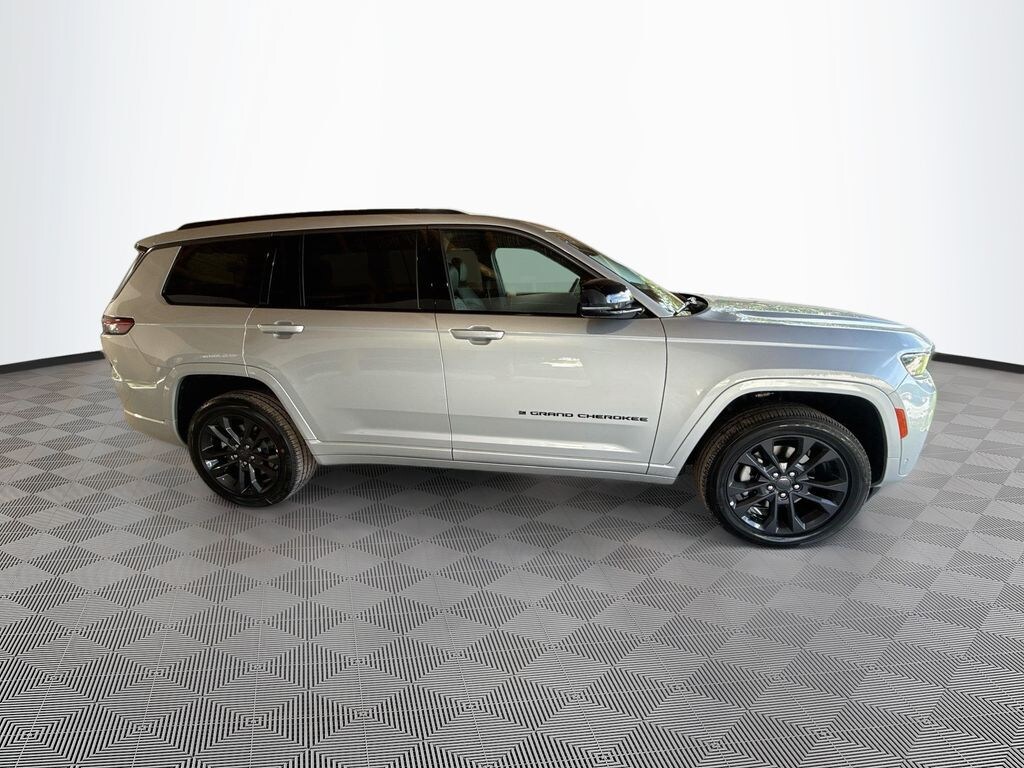 New 2026 Jeep Grand Cherokee L LIMITED RESERVE 4X4 Sport Utility