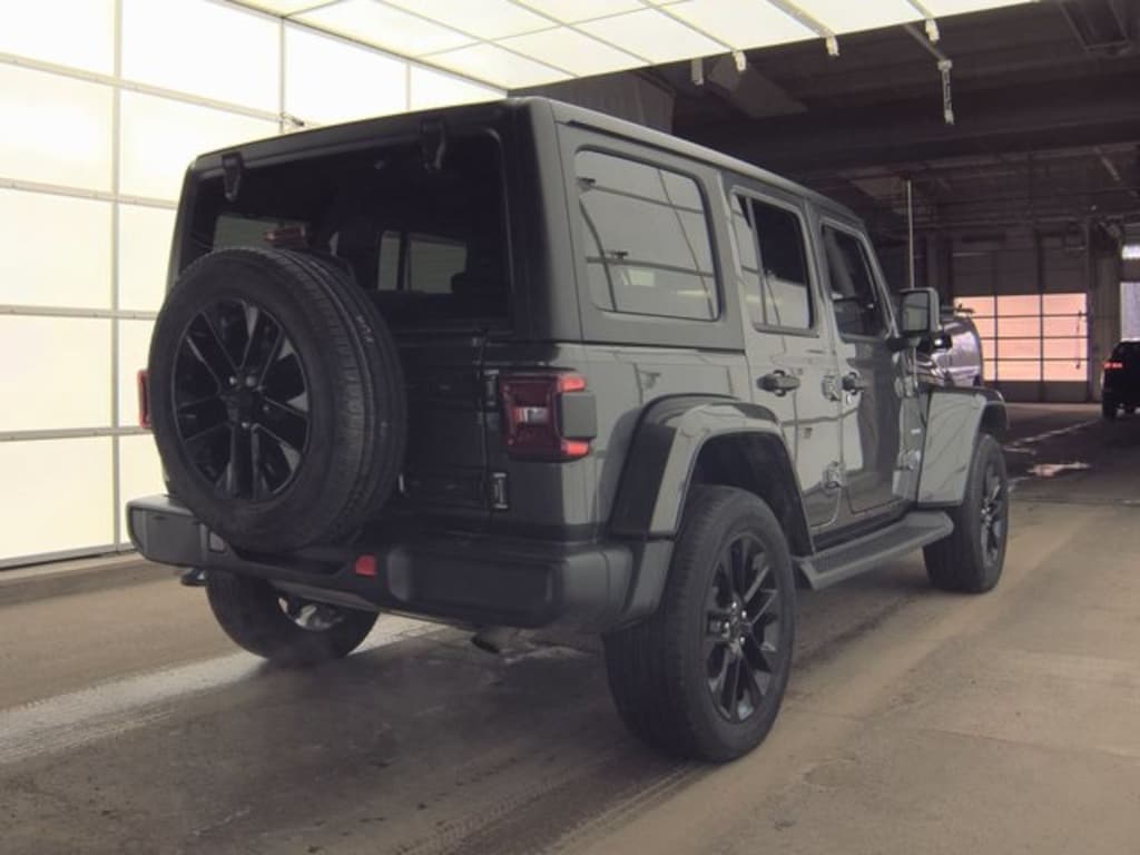 Used 2022 Jeep Wrangler SUV