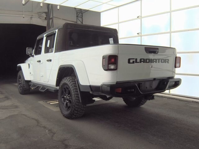 2021 Jeep Gladiator Willys photo 4