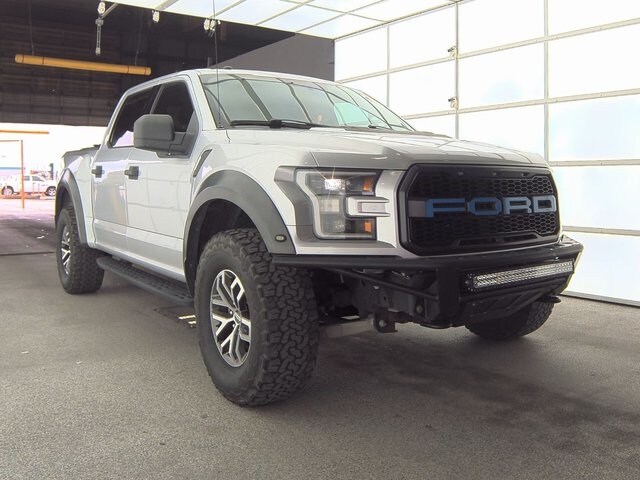 2018 Ford F-150 Raptor photo 3