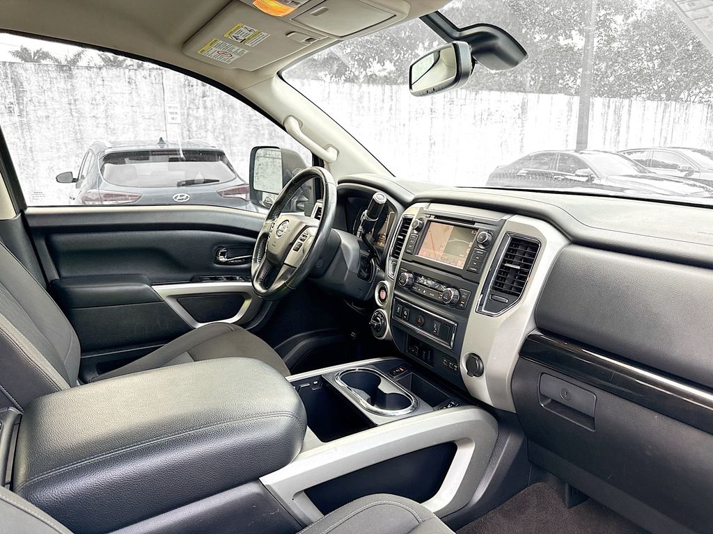 2019 Nissan Titan XD SV - Photo 31