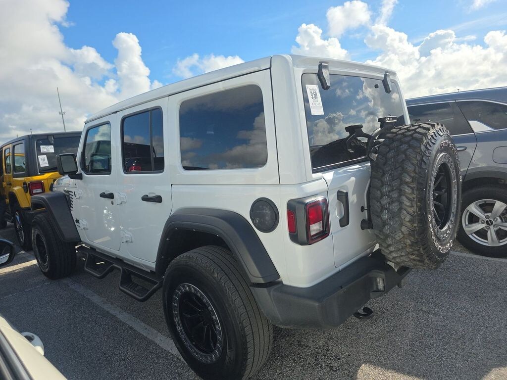 Used 2022 Jeep Wrangler Unlimited Willys SUV