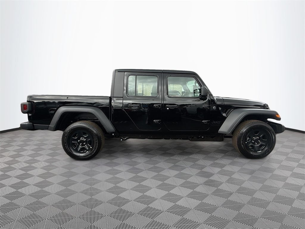 New 2026 Jeep Gladiator SPORT 4X4 Pickup