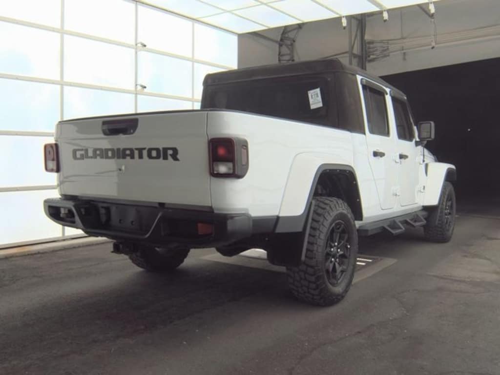 Used 2021 Jeep Gladiator Willys Truck