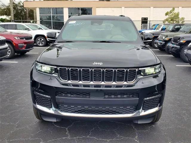 2024 Jeep Grand Cherokee Limited photo 2