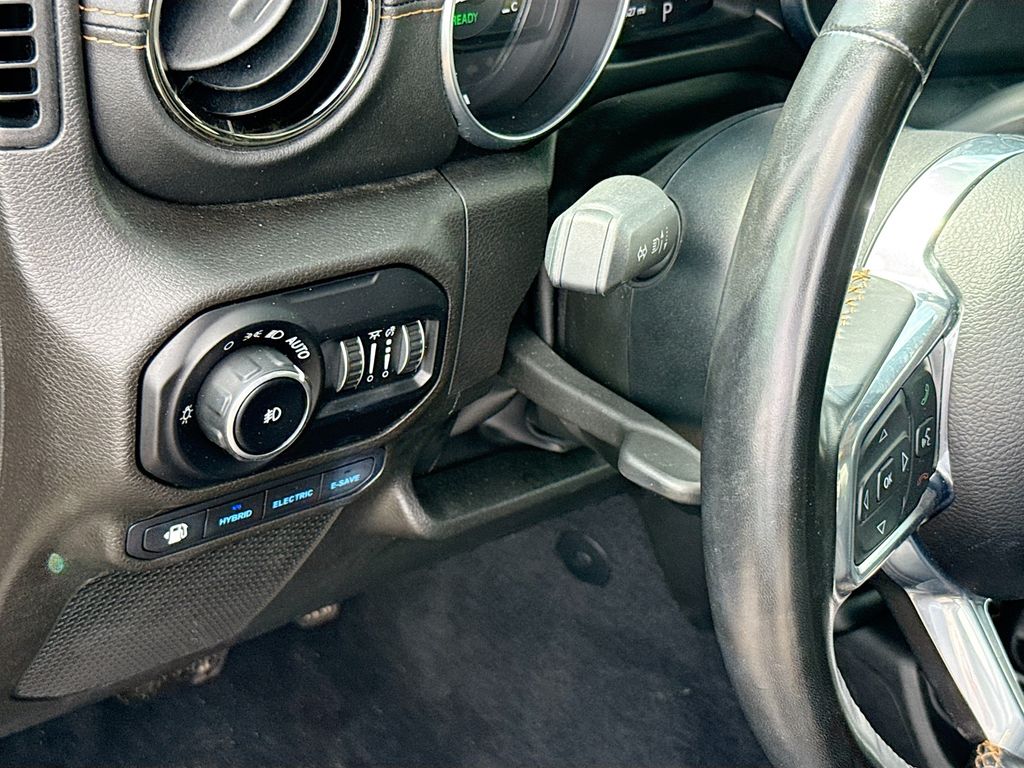 2022 Jeep Wrangler Unlimited High Altitude 4XE - Photo 11