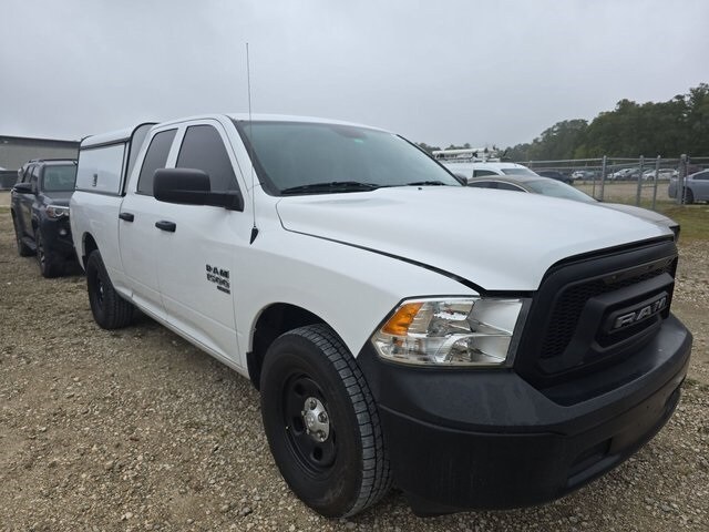 2023 Ram 1500 Classic Tradesman photo 3
