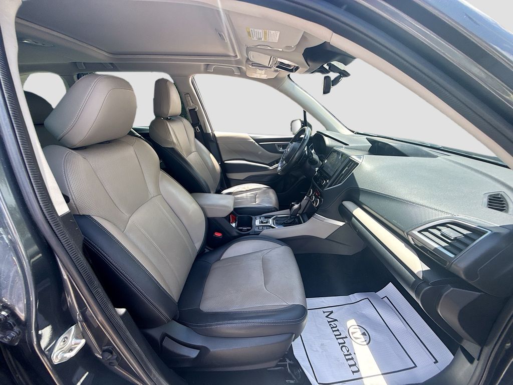 2022 Subaru Forester Limited - Photo 32
