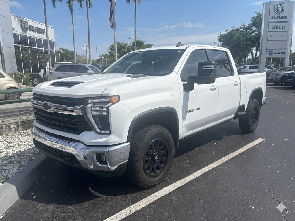Used 2024 Chevrolet Silverado 2500HD LT Truck