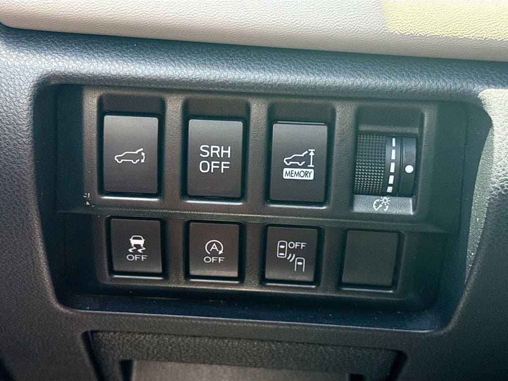 2022 Subaru Forester Limited - Photo 11